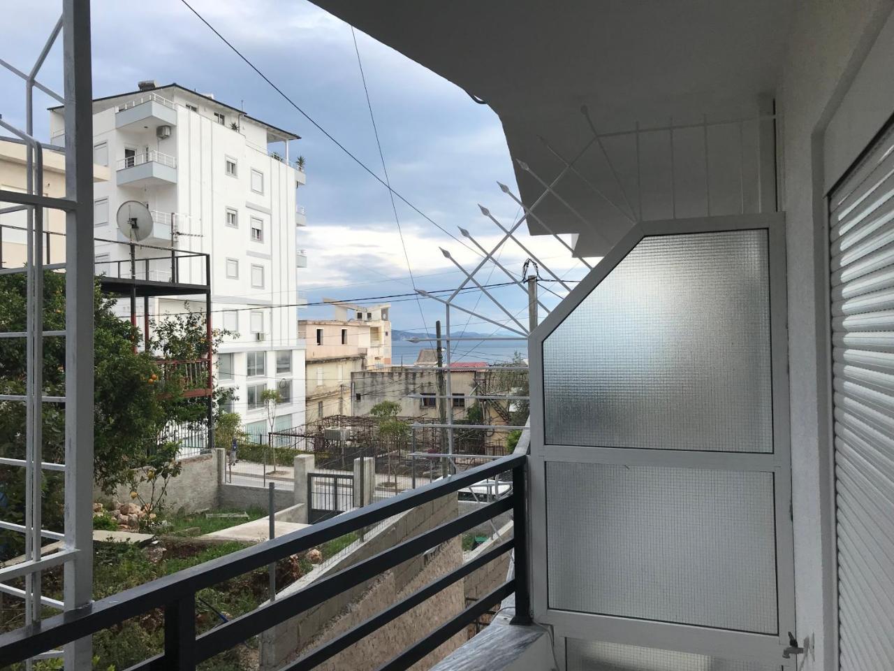 Evgenia'S Apartment Sarandë Esterno foto